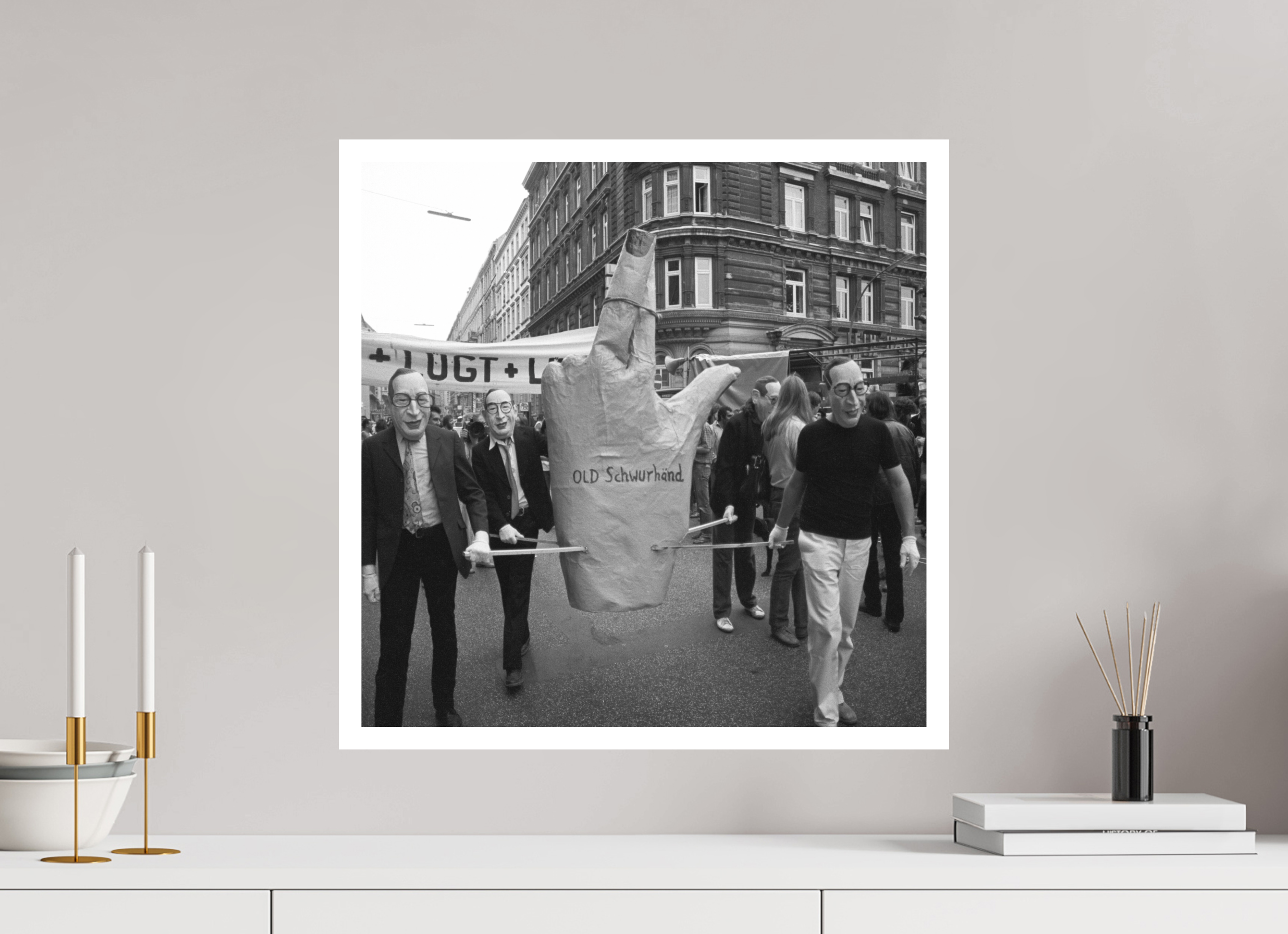 50 x 50 cm, 1. Foto mit Weißrand Johannes Hartmann: Old Schwurhand (S/W-Foto)