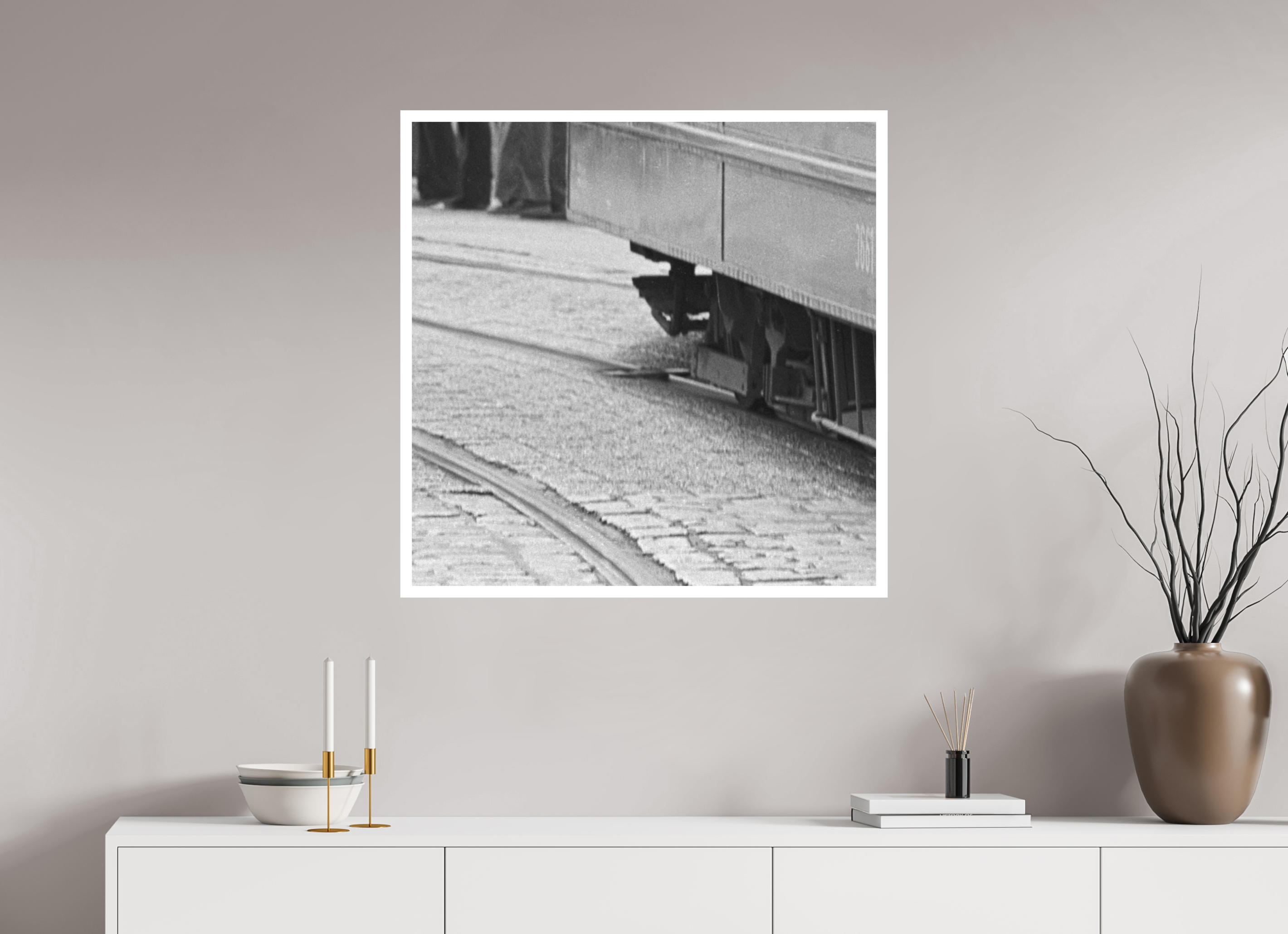 80 x 80 cm, 1. Foto mit Weißrand Nie wieder… (2)