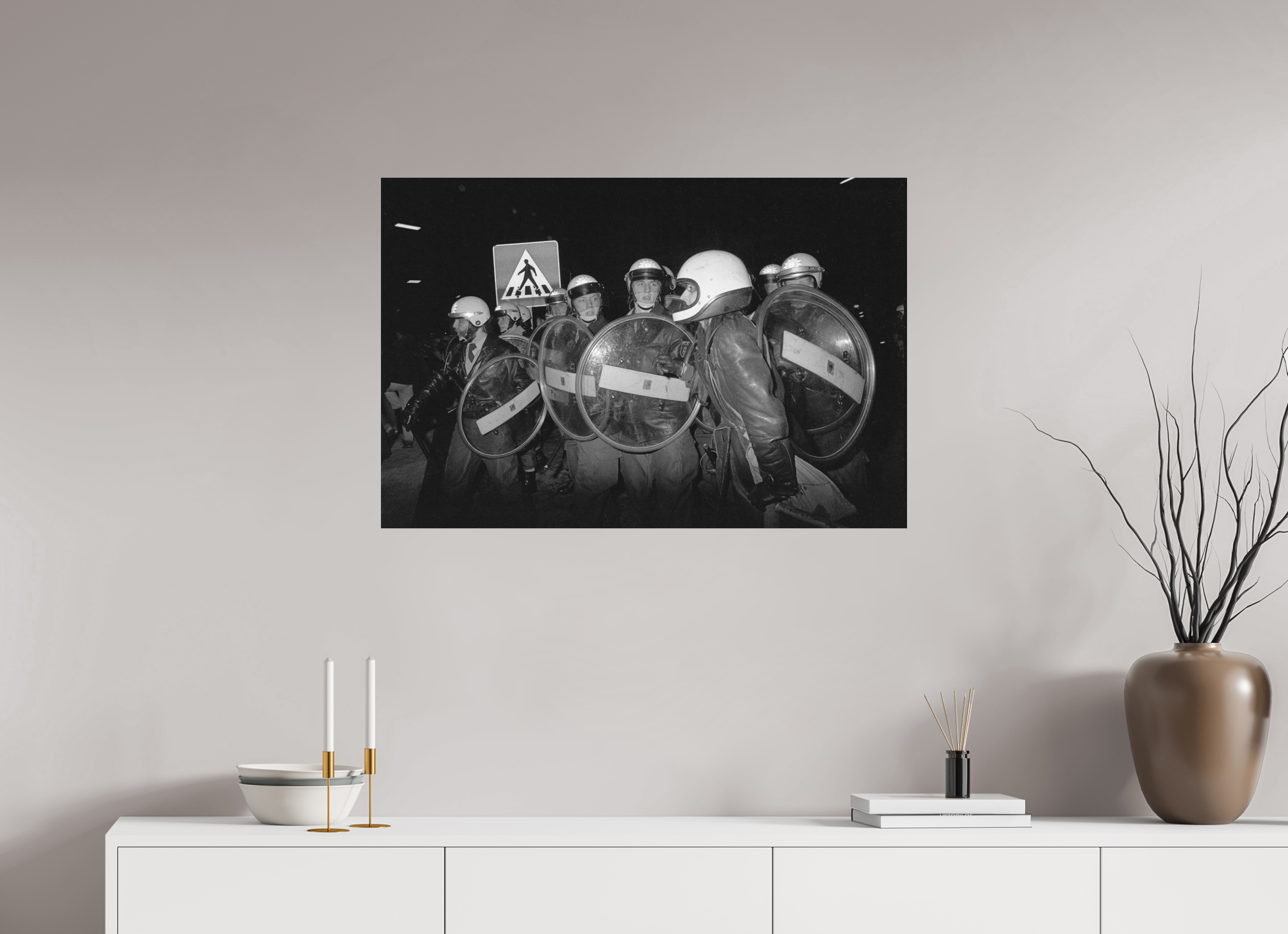 90 x 60 cm, 2. Foto auf Alu-Dibond Johannes Hartmann: Ich tu mal so, als wäre nix... (S/W-Foto)