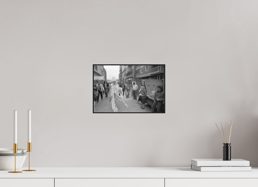 30 x 20 cm, 3a. Foto in ArtBox (4mm) Johannes Hartmann: Christopher Street Day 2 (S/W-Foto)