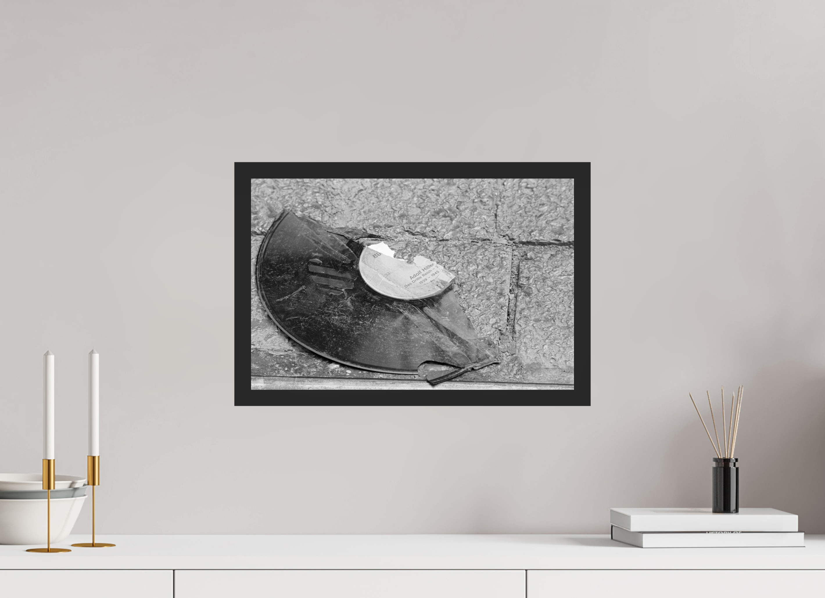 45 x 30 cm, 4a. Foto im Holz-Rahmen (20mm) Nie wieder… (3)