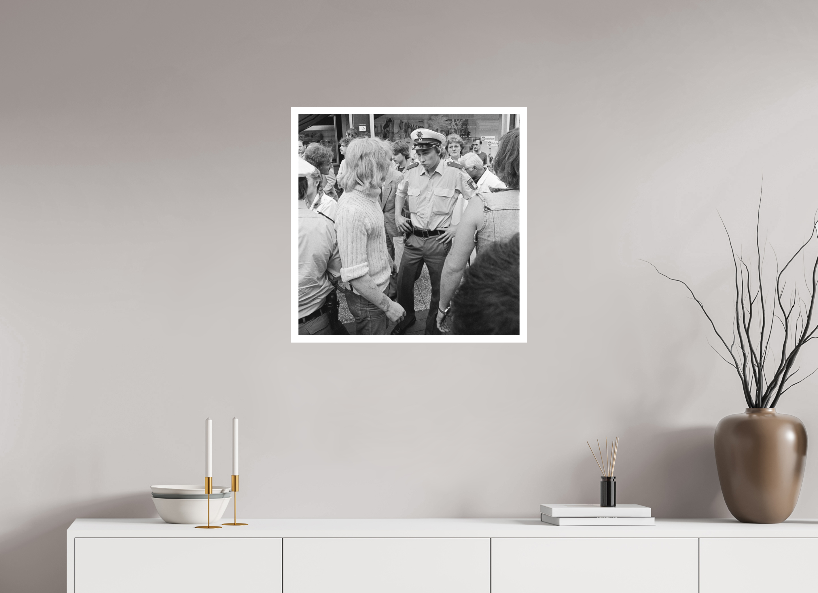 60 x 60 cm, 1. Foto mit Weißrand Johannes Hartmann: Auge in Auge (S/W-Foto)