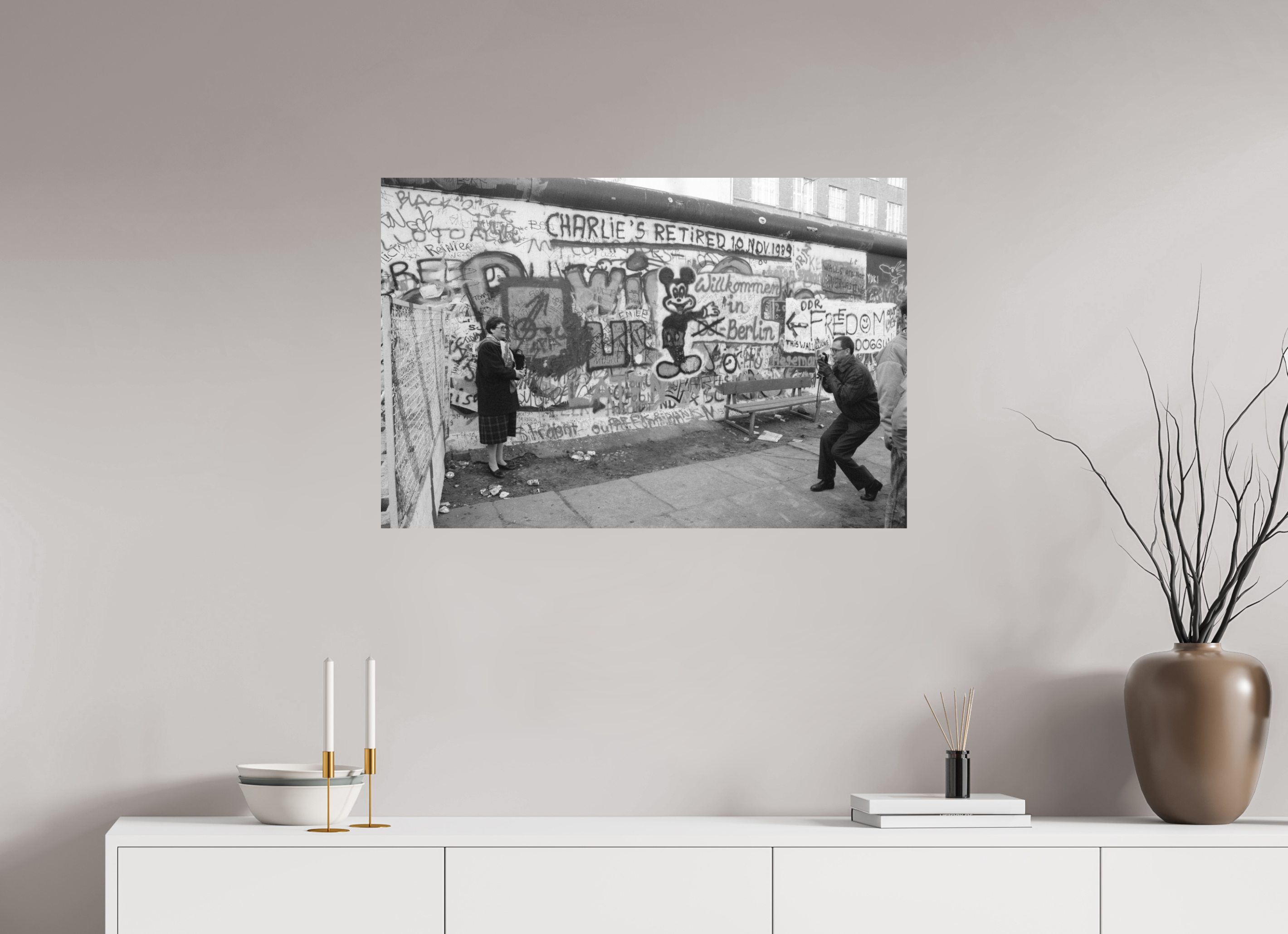 90 x 60 cm, 2. Foto auf Alu-Dibond Johannes Hartmann: Ein Schnappschuss für's Fotoalbum (S/W-Foto)