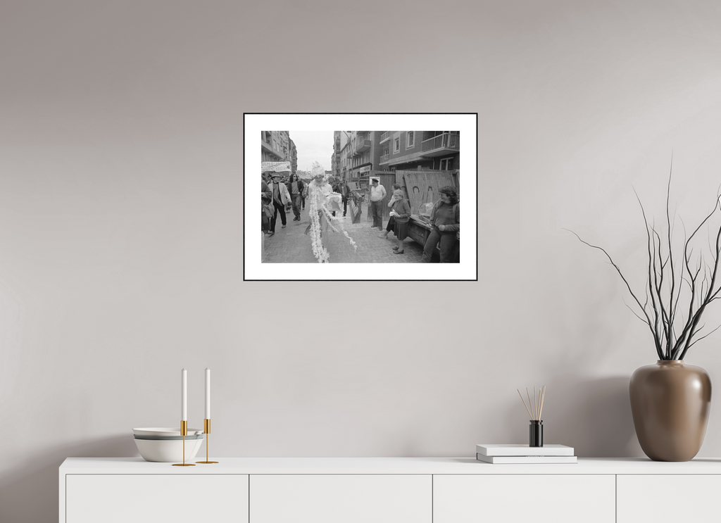 60 x 40 cm, 3b. Foto in ArtBox (4mm) mit Weißrand Johannes Hartmann: Christopher Street Day 2 (S/W-Foto)