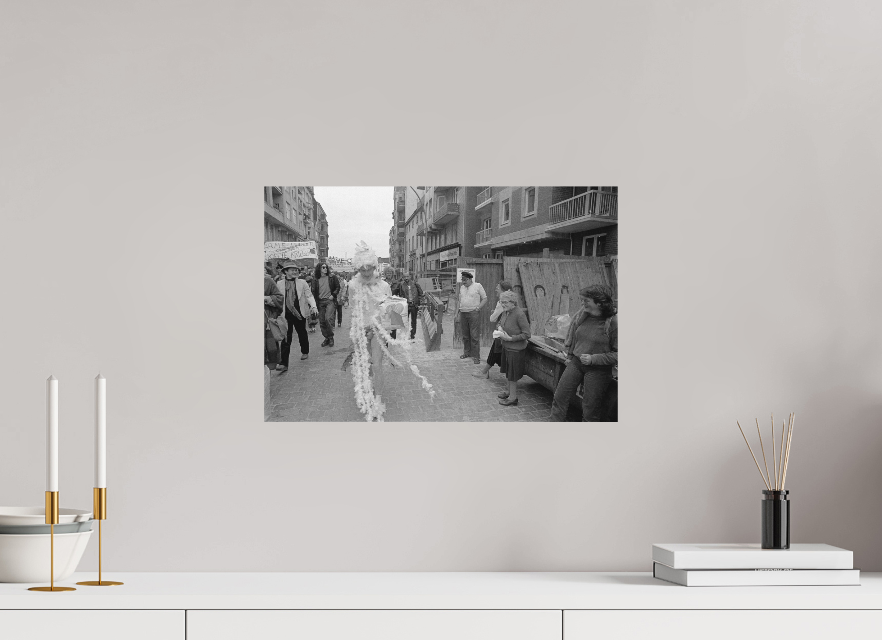 45 x 30 cm, 2. Foto auf Alu-Dibond Johannes Hartmann: Christopher Street Day 2 (S/W-Foto)