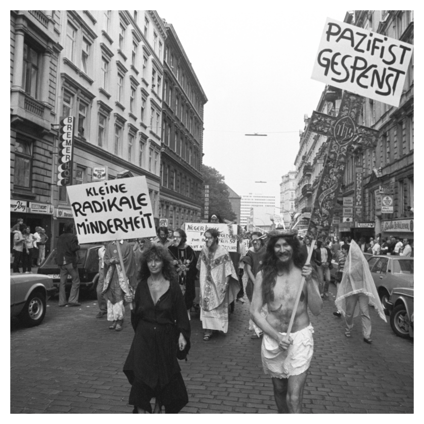 Main image Johannes Hartmann: Jesus und die kleine radikale Minderheit (S/W-Foto)