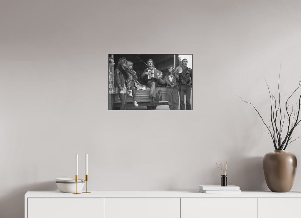 60 x 40 cm, 3a. Foto in ArtBox (4mm) Johannes Hartmann: Christopher Street Day 1981 – 1 (S/W-Foto)