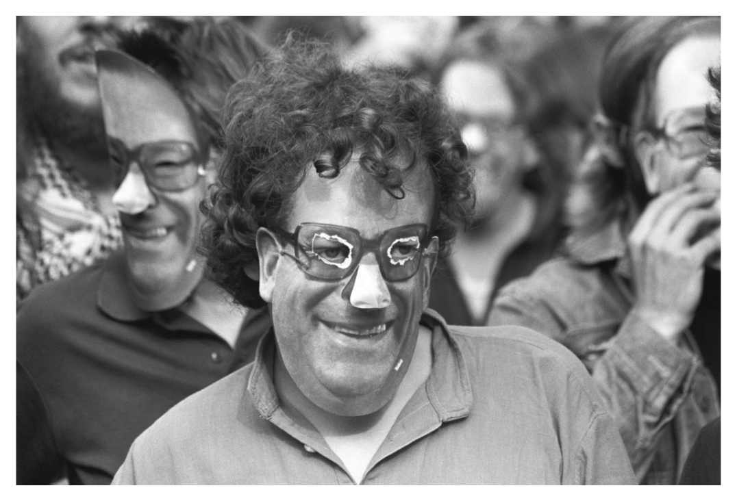 Main image Johannes Hartmann: Zimmermann-Masken (S/W-Foto)