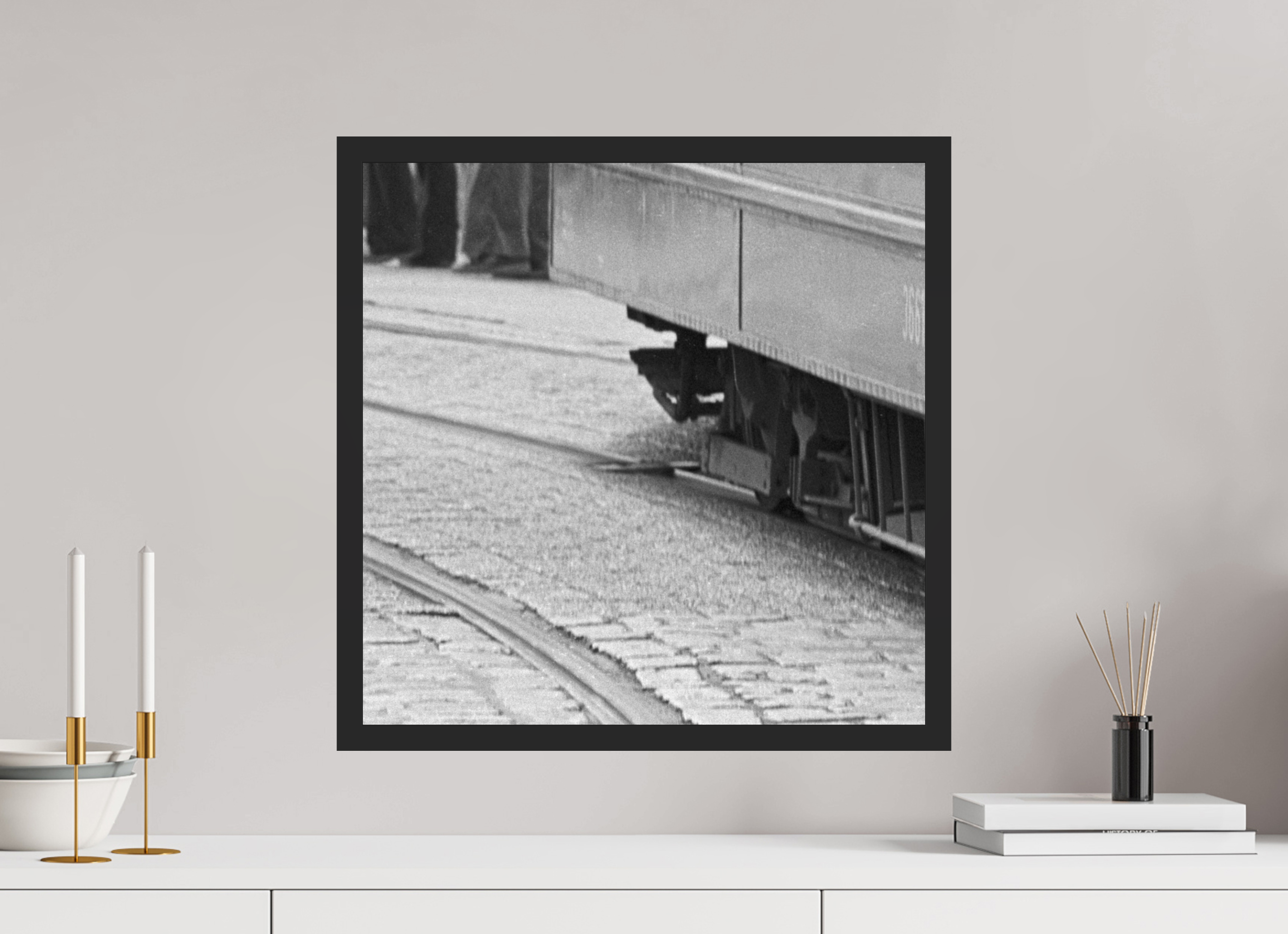 50 x 50 cm, 4a. Foto im Holz-Rahmen (20mm) Nie wieder… (2)