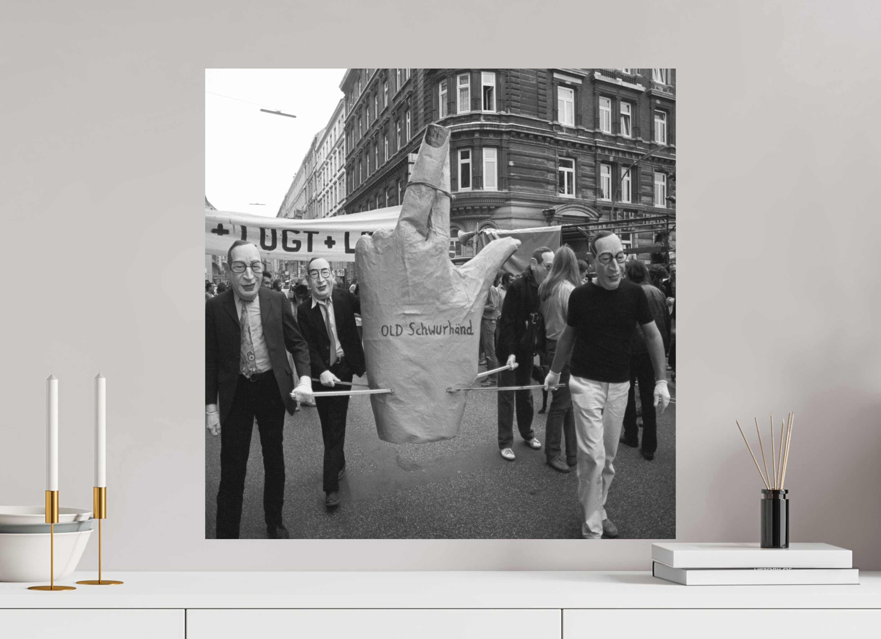 60 x 60 cm, 2. Foto auf Alu-Dibond Johannes Hartmann: Old Schwurhand (S/W-Foto)