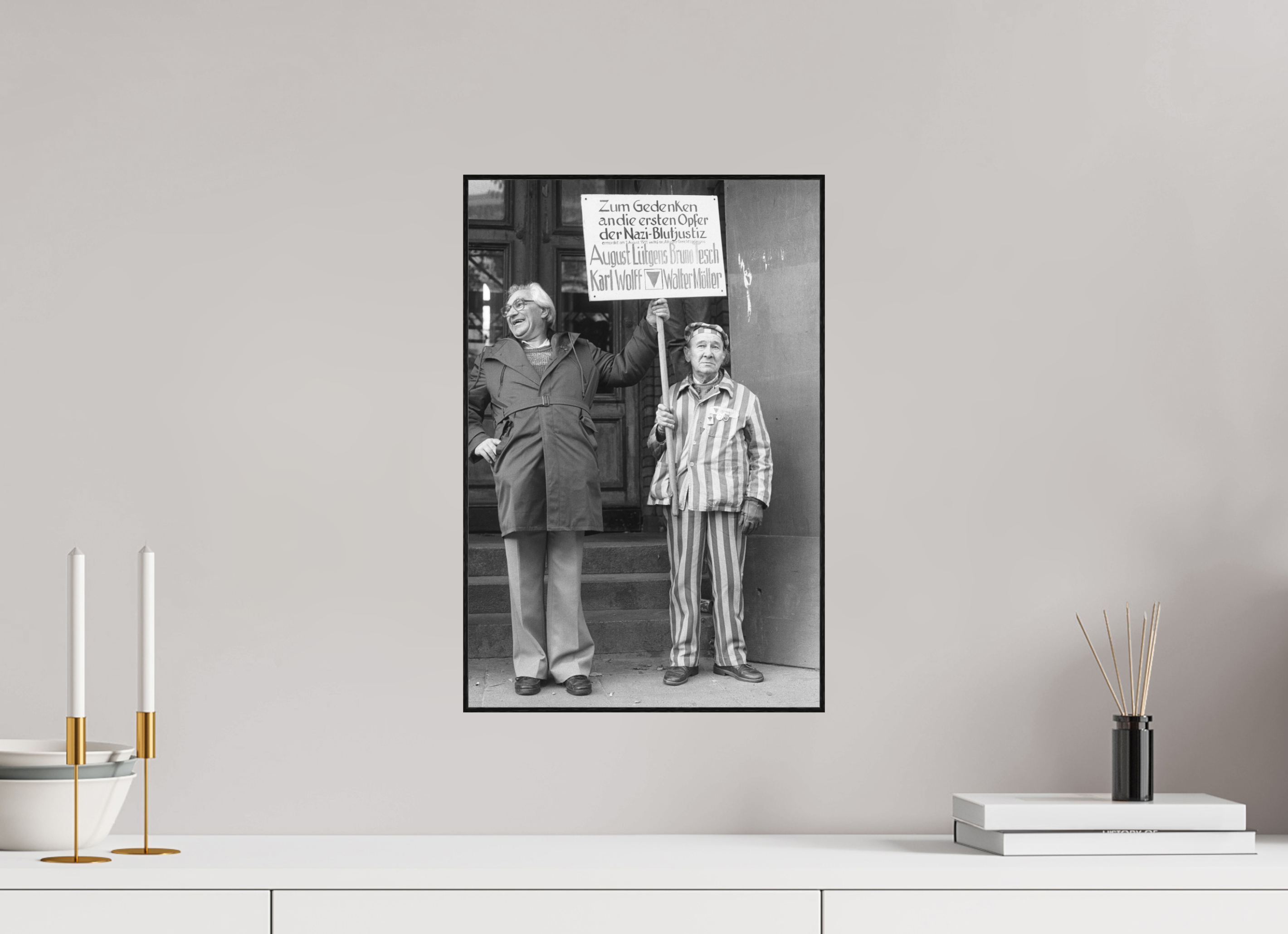 30 x 45 cm, 3a. Foto in ArtBox (4mm) Johannes Hartmann: Opfer der NS-Justiz (S/W-Foto)