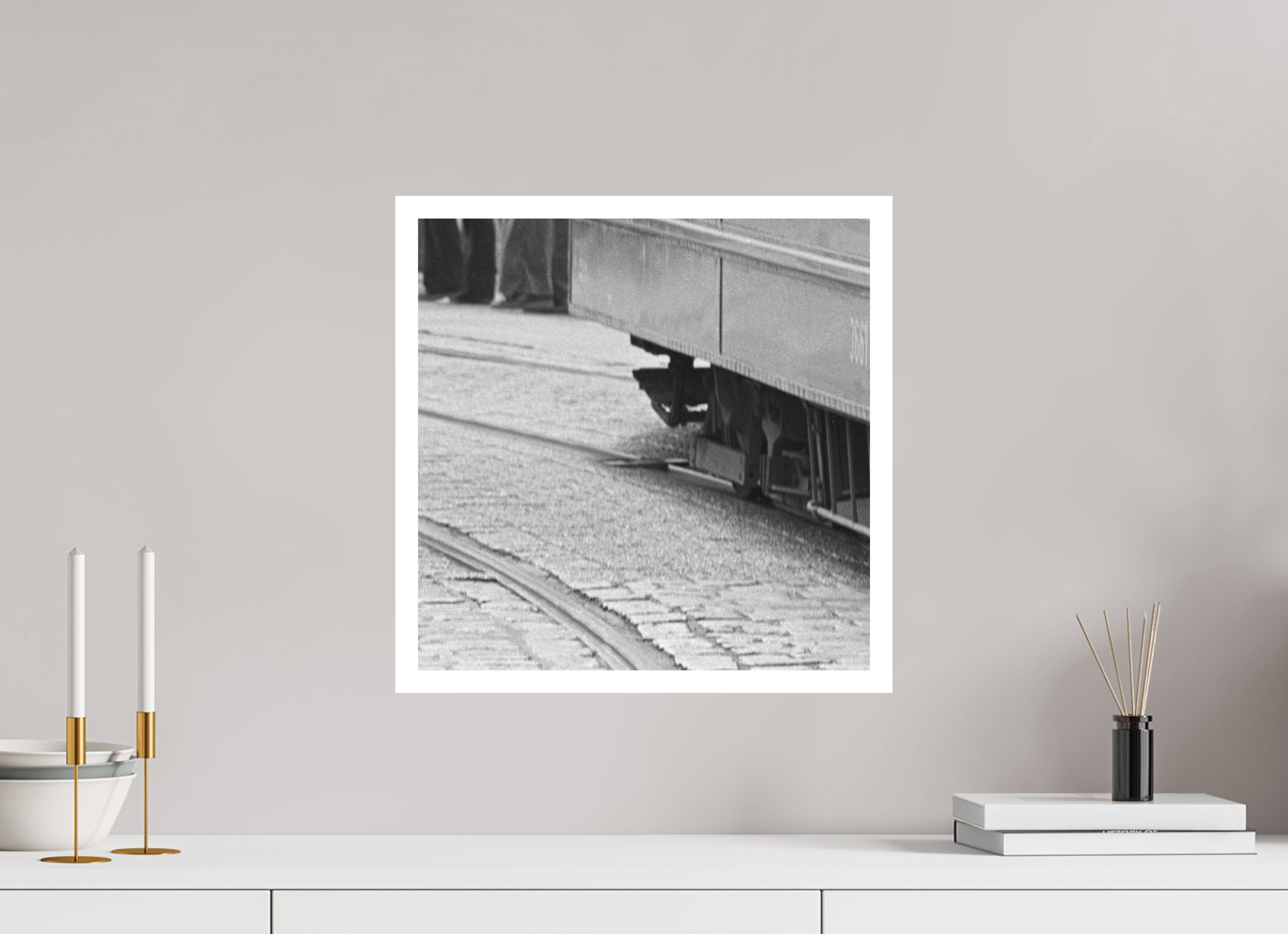 40 x 40 cm, 1. Foto mit Weißrand Nie wieder… (2)