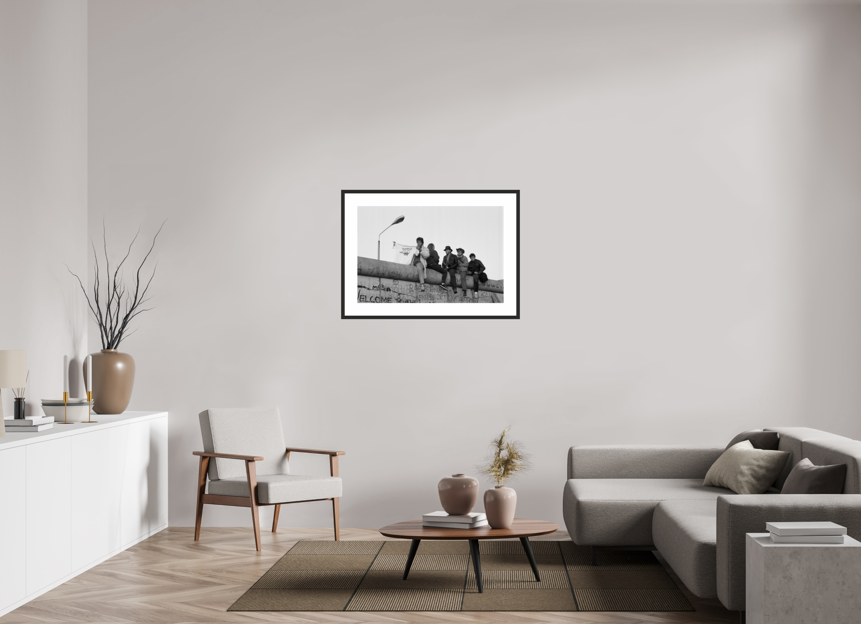 90 x 60 cm, 4b. Foto im Holz-Rahmen (20mm) mit Weißrand Johannes Hartmann: Wir wollen nie mehr auseinander gehn (S/W-Foto)