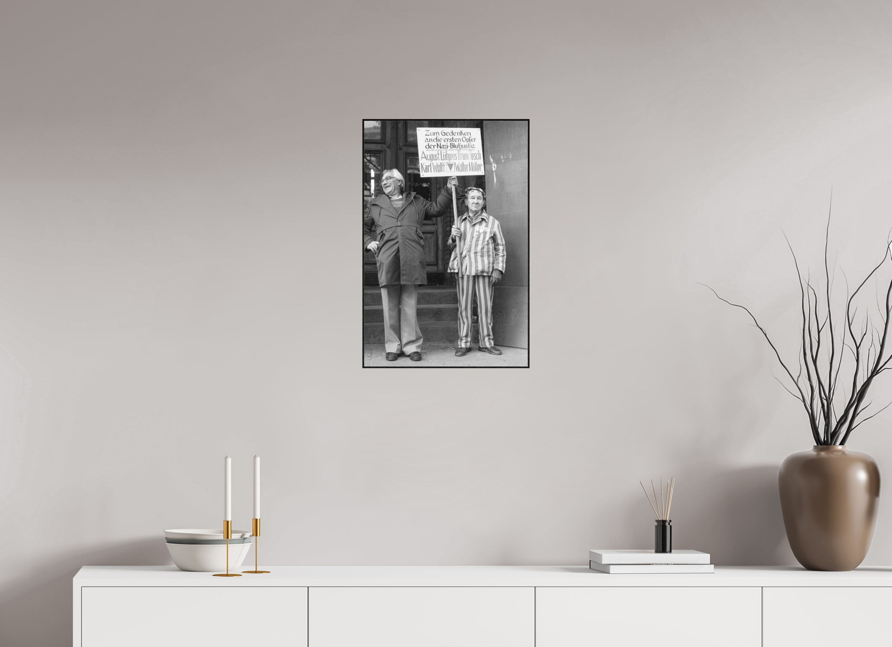 40 x 60 cm, 3a. Foto in ArtBox (4mm) Johannes Hartmann: Opfer der NS-Justiz (S/W-Foto)