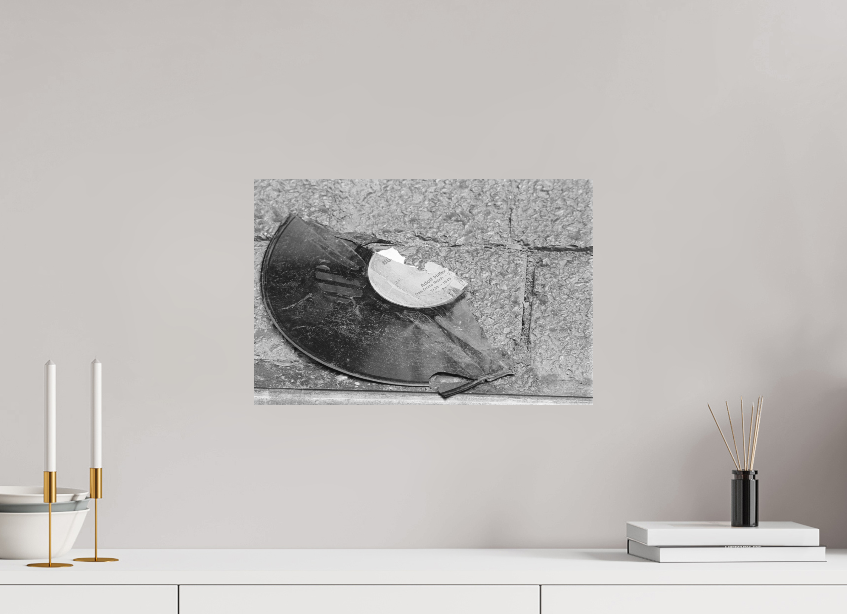 45 x 30 cm, 2. Foto auf Alu-Dibond Nie wieder… (3)