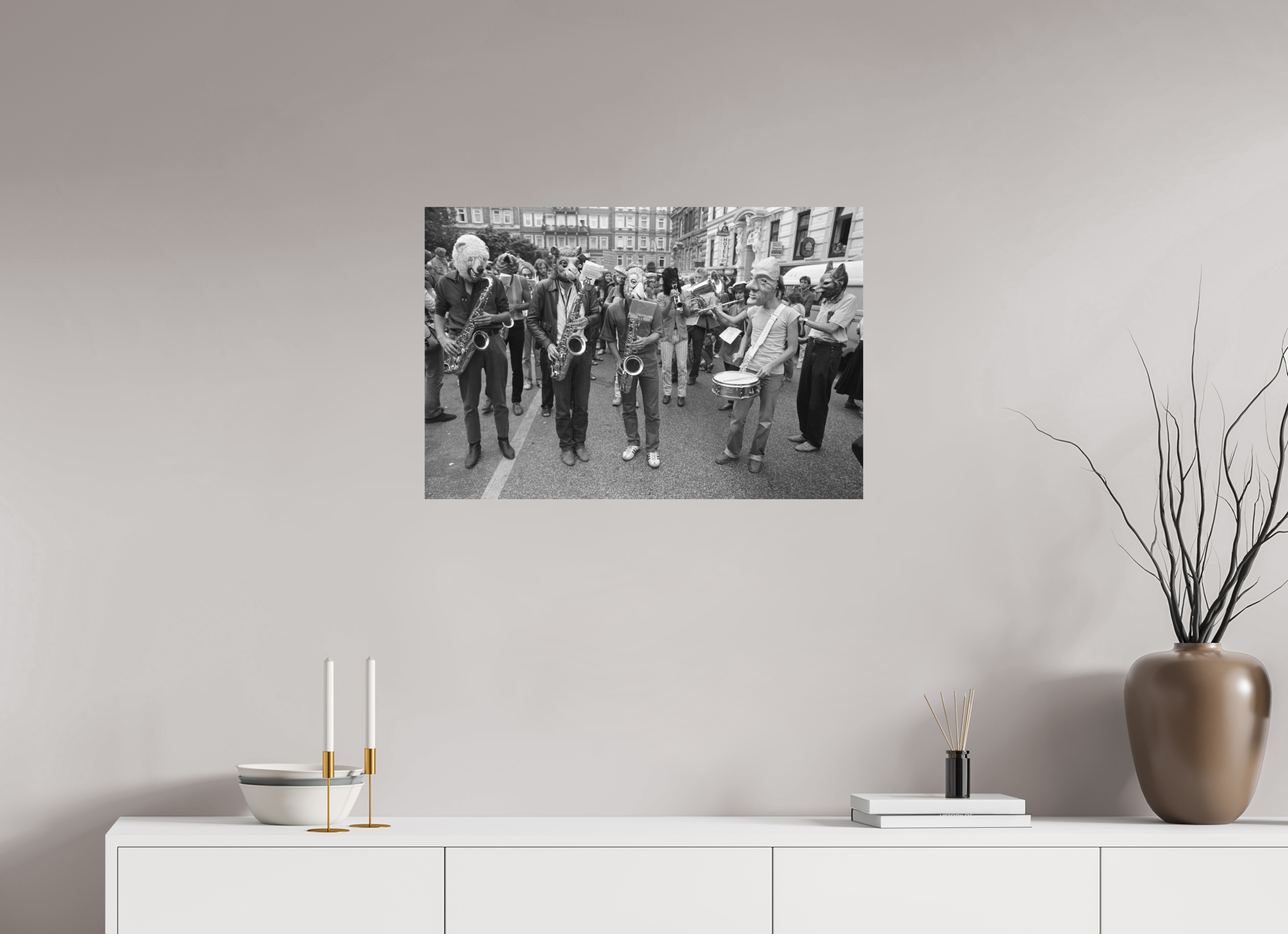 75 x 50 cm, 2. Foto auf Alu-Dibond Johannes Hartmann: Tuten & Blasen (S/W-Foto)