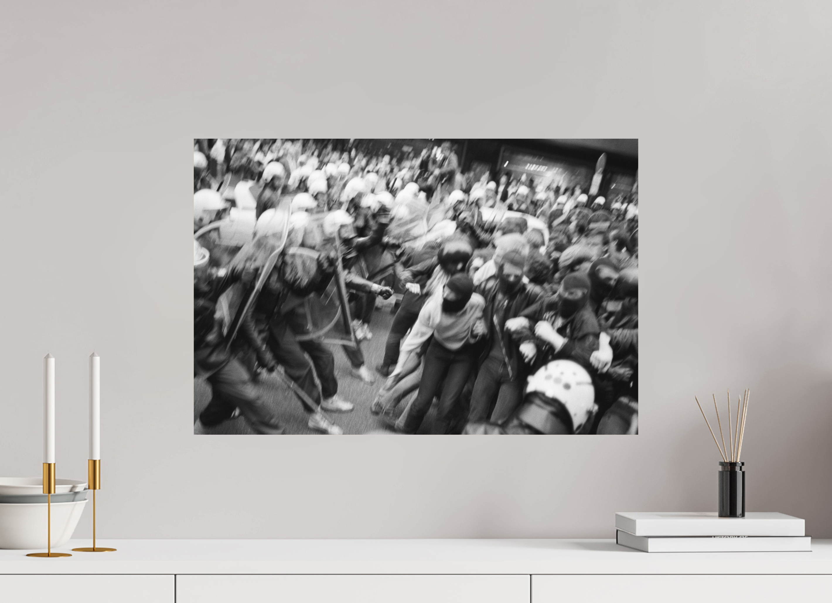 60 x 40 cm, 2. Foto auf Alu-Dibond Johannes Hartmann: Schwarze Blöcke (S/W-Foto)