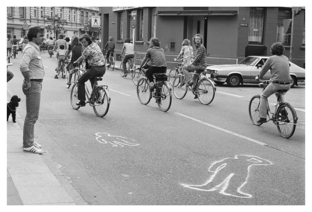 Main image Johannes Hartmann: Schleichen statt Leichen 2 (S/W-Foto)