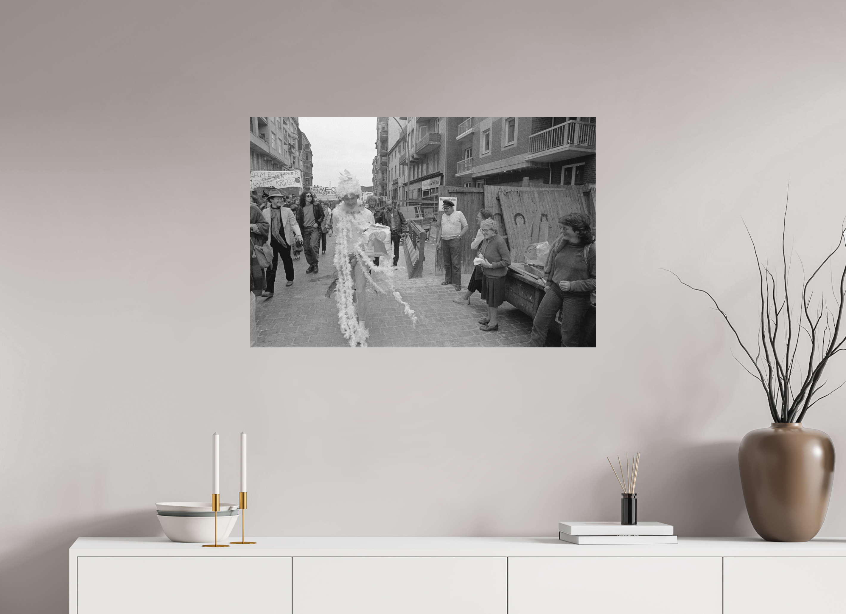 90 x 60 cm, 2. Foto auf Alu-Dibond Johannes Hartmann: Christopher Street Day 2 (S/W-Foto)