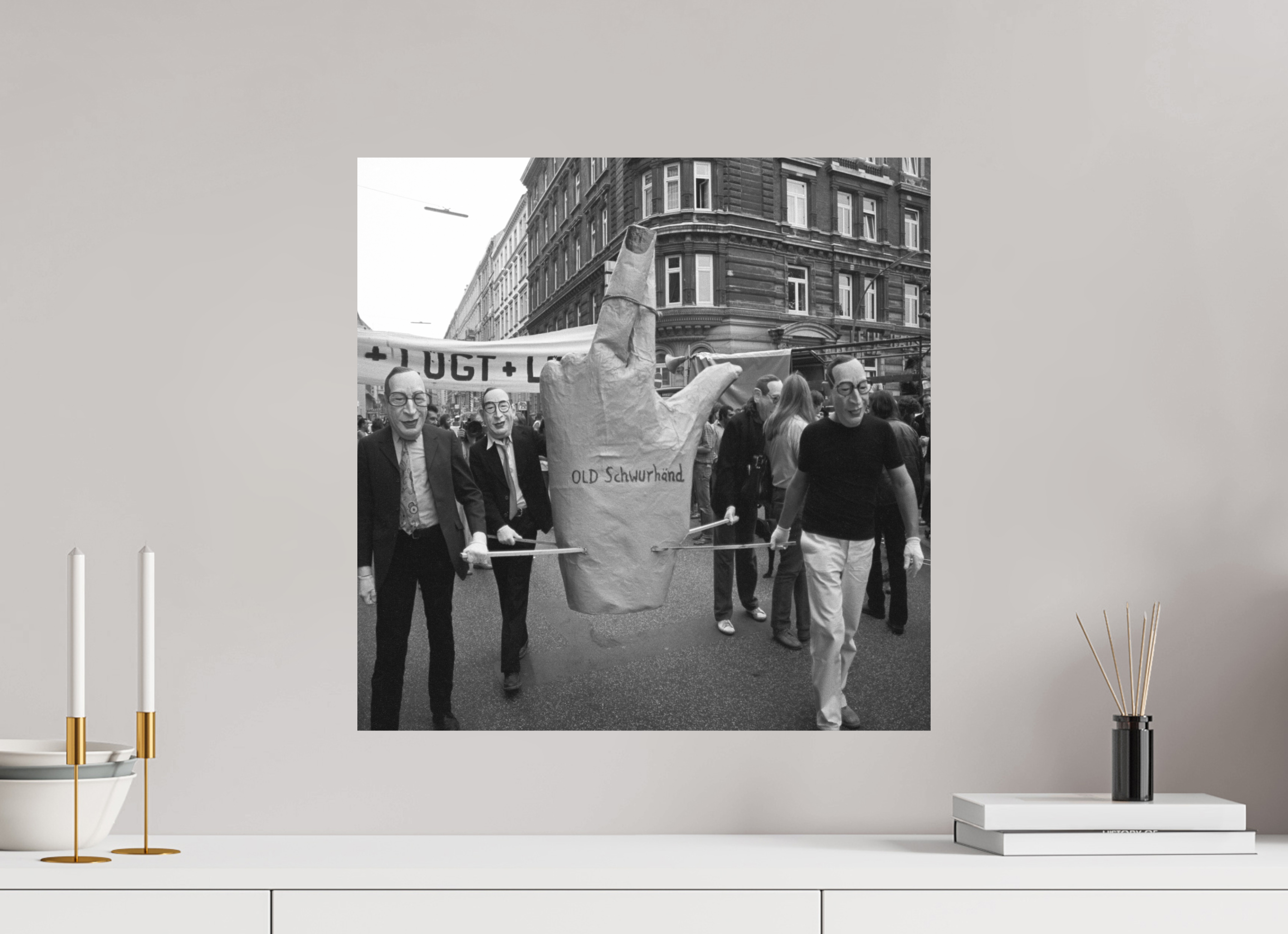 50 x 50 cm, 2. Foto auf Alu-Dibond Johannes Hartmann: Old Schwurhand (S/W-Foto)