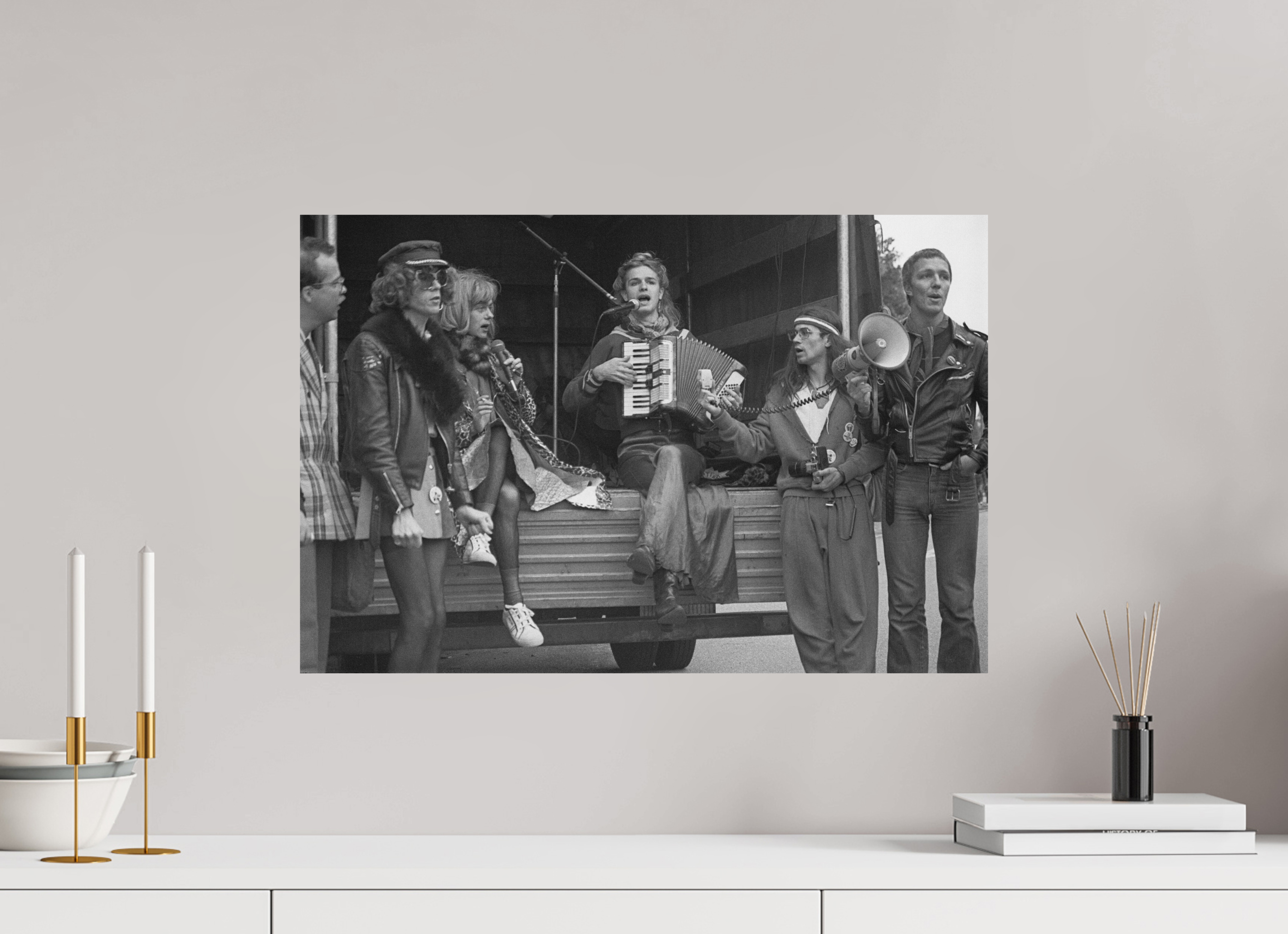 60 x 40 cm, 2. Foto auf Alu-Dibond Johannes Hartmann: Christopher Street Day 1981 – 1 (S/W-Foto)